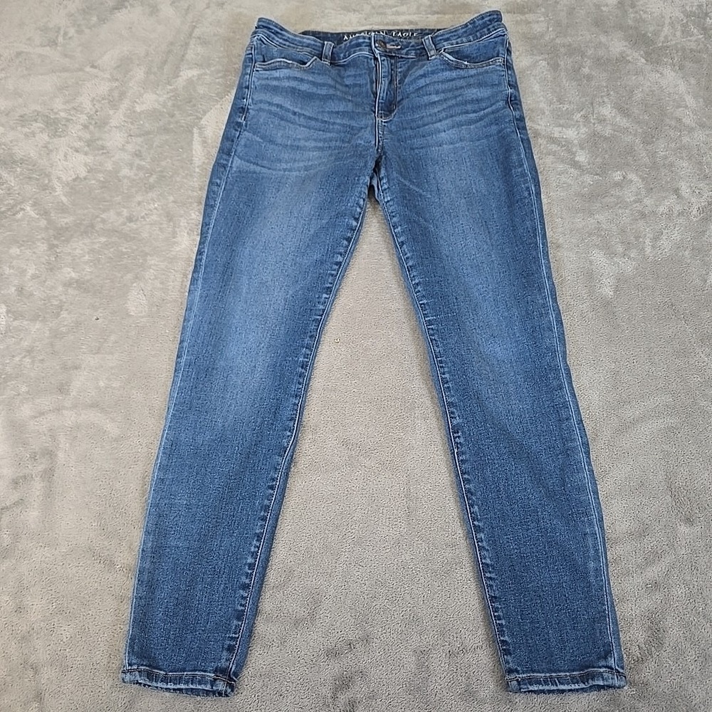 American Eagle Jeans Womens 10 Short Blue Next Level Stretch  Denim Capri Casual